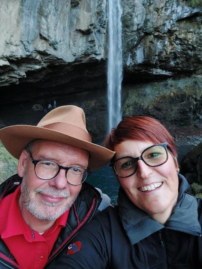 Zimmer Mit Eigenem Badezimmer Näfels Esterno foto